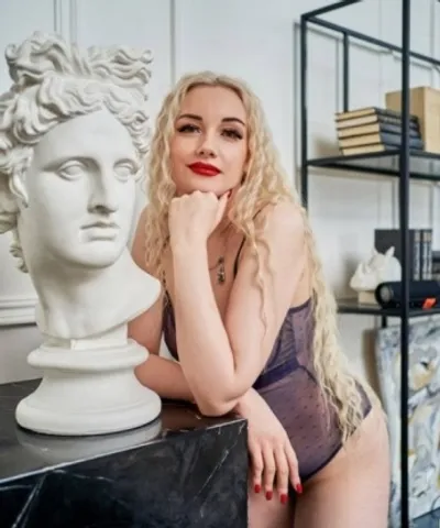 Любовь, 40 лет